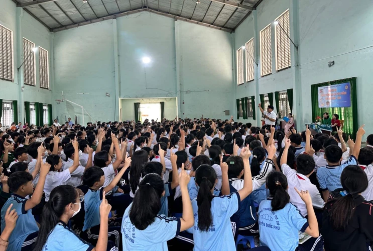 Hưởng ứng triển khai thí điểm mô hình “Sinh Hoạt Đội Số”