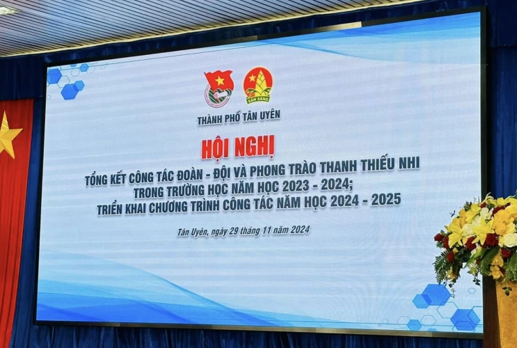 Hội nghị tổng kết Đoàn - Đội và phong trào thiếu nhi trong trường học