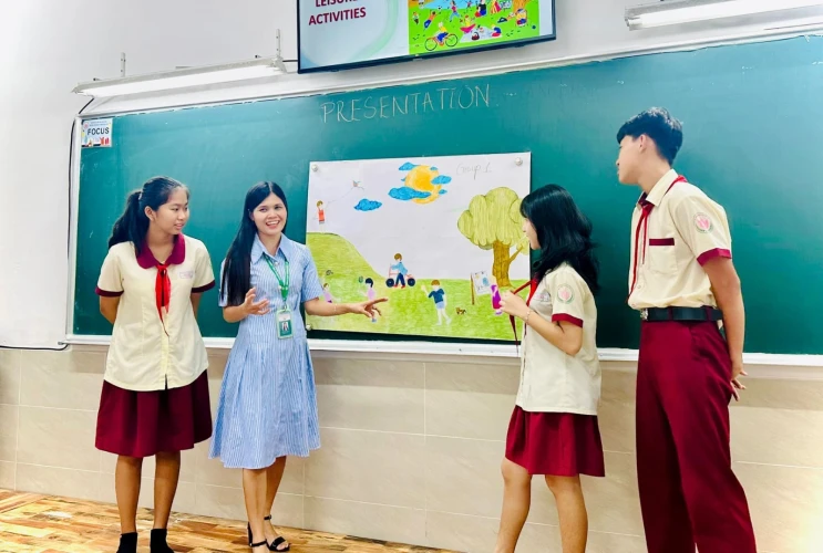 Hệ Thống Giáo Dục Hoa Sen đã tổ chức thuyết trình với chủ đề “Family and Food”