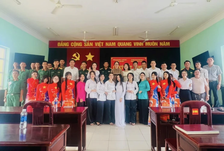 Lễ ký kết nghĩa Tiểu đoàn 3 - Lữ đoàn 434, quân đoàn 4