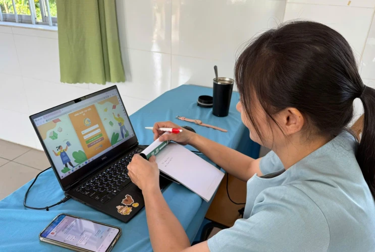 Tập huấn Thư viện số DLibK12 tại trường Tiểu học Chánh Mỹ