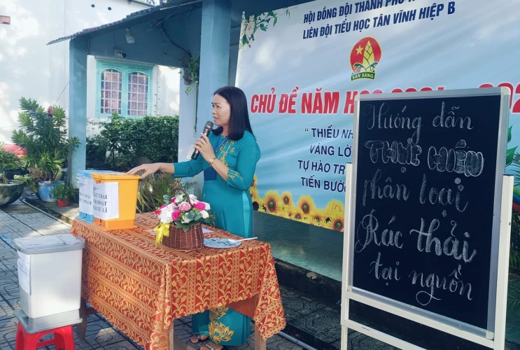 Phân loại rác thải tại nguồn