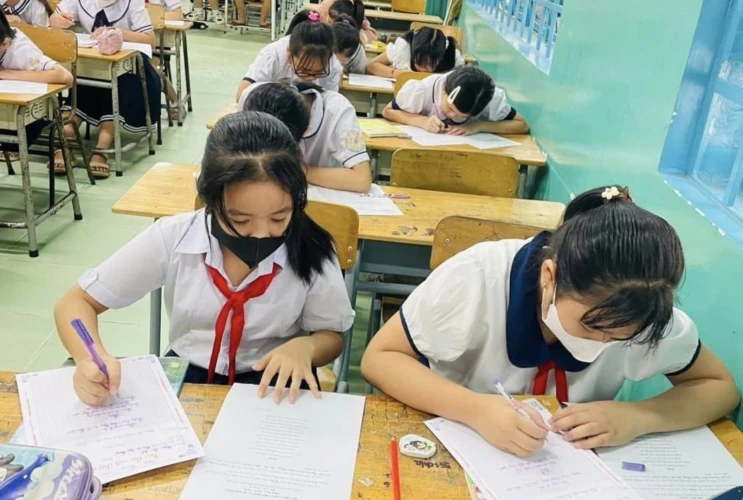 Hội thi "Vở sạch chữ đẹp"