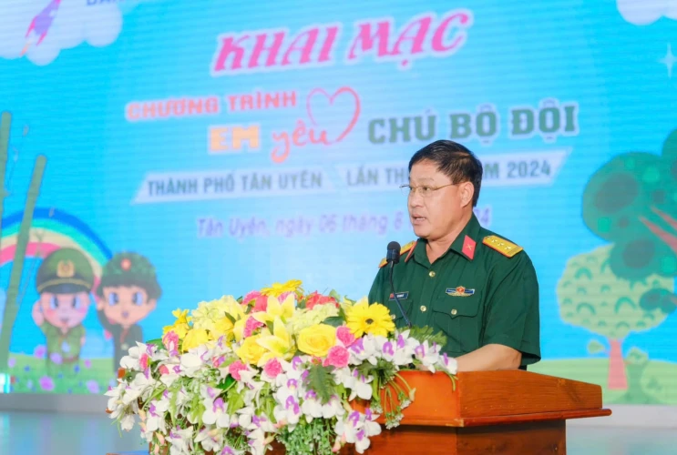 Khai mạc Chương trình “Em yêu chú bộ đội” Thành phố Tân Uyên Lần thứ VI