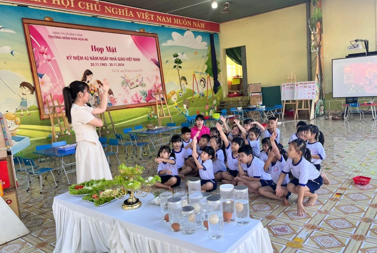 Hội giảng cấp thị xã tại trường Mầm non Hoạ Mi: Áp dụng phương pháp Steam trong giáo dục hiện đại