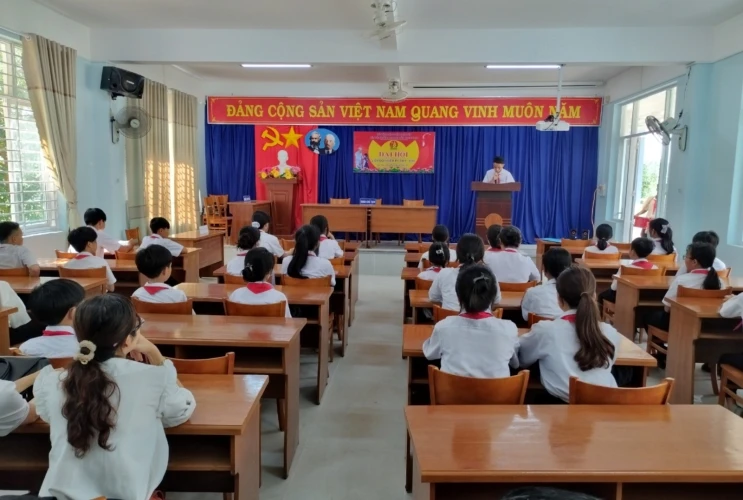 Đại hội Liên Đội trường THCS Nguyễn Trung Trực năm học 2023-2024