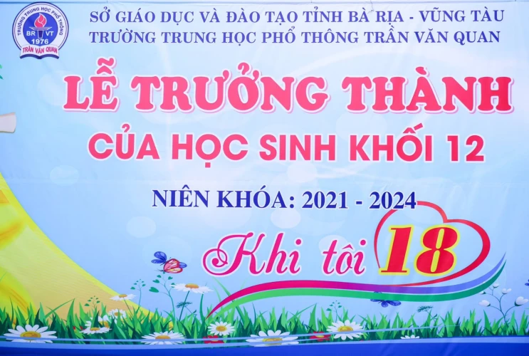 Lễ Tri Ân, Trưởng Thành Cho Học Sinh Khối 12: Lắng Đọng Cảm Xúc “Khi Tôi 18”