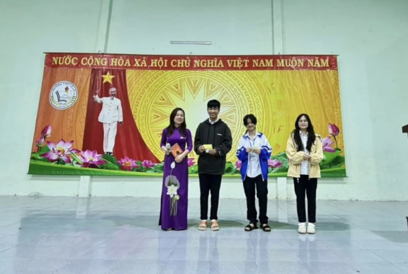 Hoạt động tuyên truyền giới thiệu sách