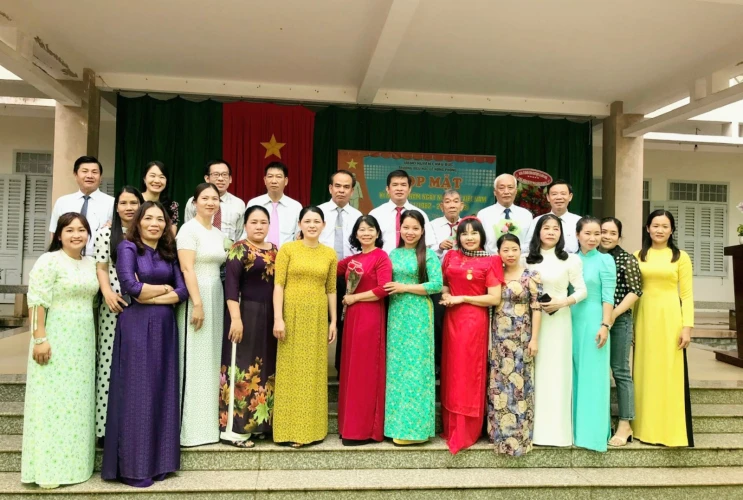 Họp mặt kỷ niệm 41 năm ngày Nhà Giáo Việt Nam (20/11/1982-20/11/2023)