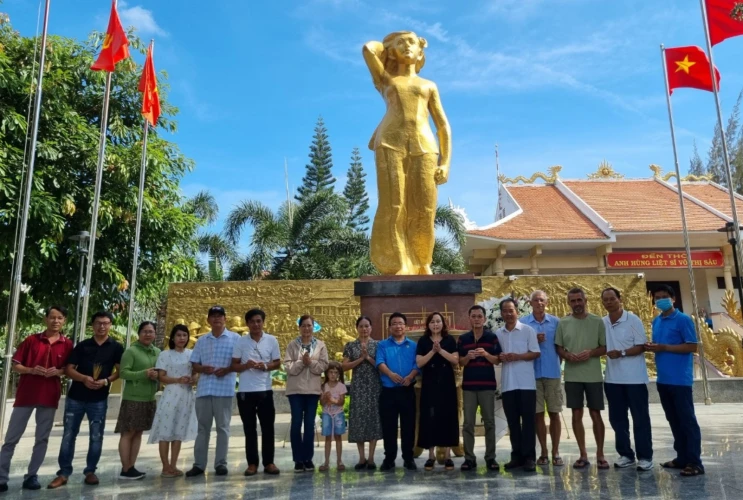 Họp mặt ngày Phụ nữ Việt Nam 20-10-2023