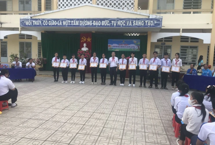 Lễ kỷ niệm 60 năm phong trào Nghìn việc tốt
