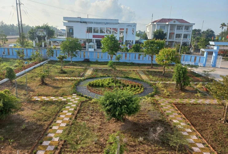 Công trình Thanh niên thiết kế trồng cây