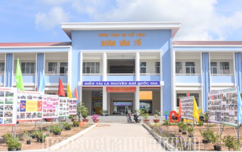 Trường THPT Đoàn Văn Tố - “Điểm sáng” trong xây dựng trường đạt chuẩn quốc gia