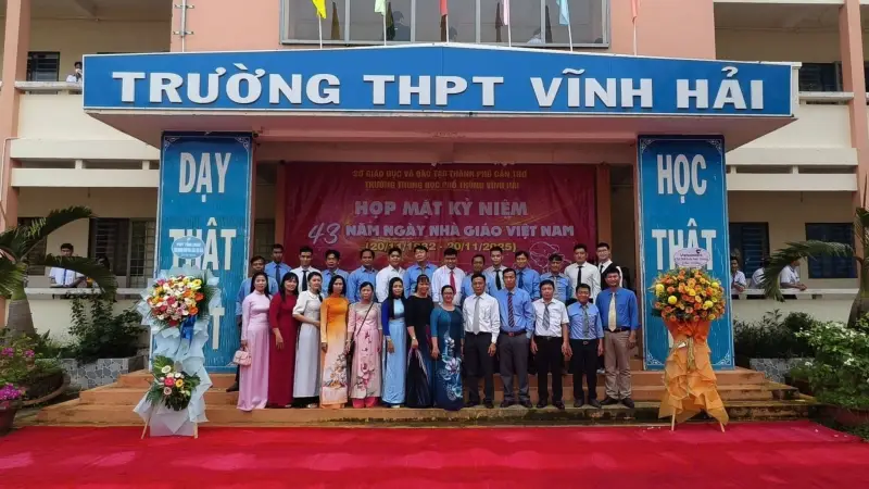 Trường THPT Vĩnh Hải Trang Trọng Ghi Lại Dấu Ấn Đặc Biệt Ngày Nhà Giáo Việt Nam 20/11