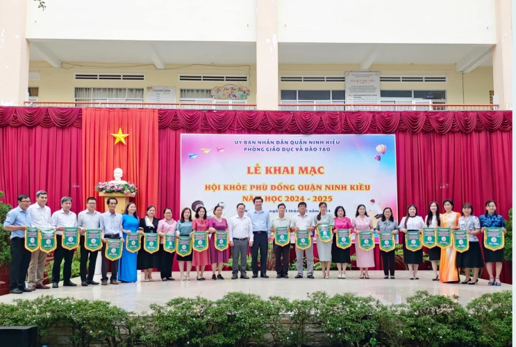 Lễ Khai mạc Hội khỏe Phù Đổng năm học 2024-2025
