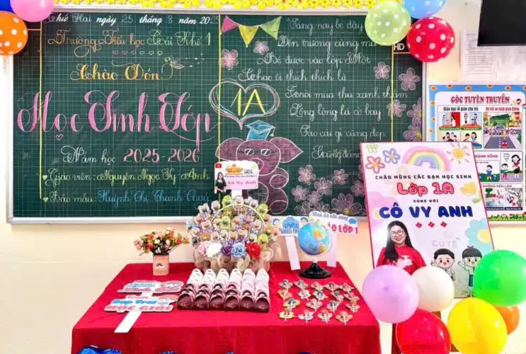 Chào đón những "búp măng non" lớp 1 đến với ngôi nhà Tiểu học Cái Khế 1