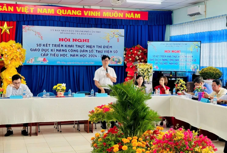 Hội nghị Sơ kết triển khai thực hiện thí điểm Giáo dục Kỹ năng Công dân số và Thư viện số cấp tiểu học, năm học 2024 - 2025