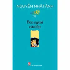 Bên ngoài cửa lớp