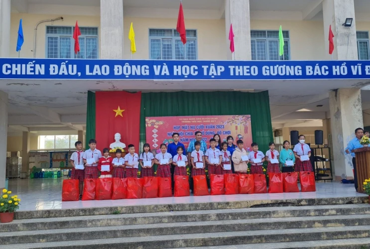 Họp mặt Nụ cười xuân 2023