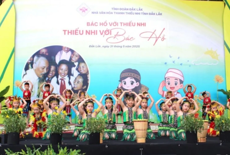 Khai mạc hoạt động hè và hưởng ứng Tháng hành động vì trẻ em ở Đắk Lắk