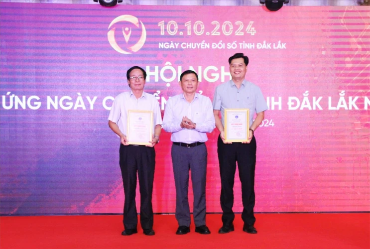 Đắk Lắk: Ưu tiên nguồn lực đẩy nhanh tiến độ thực hiện chuyển đổi số