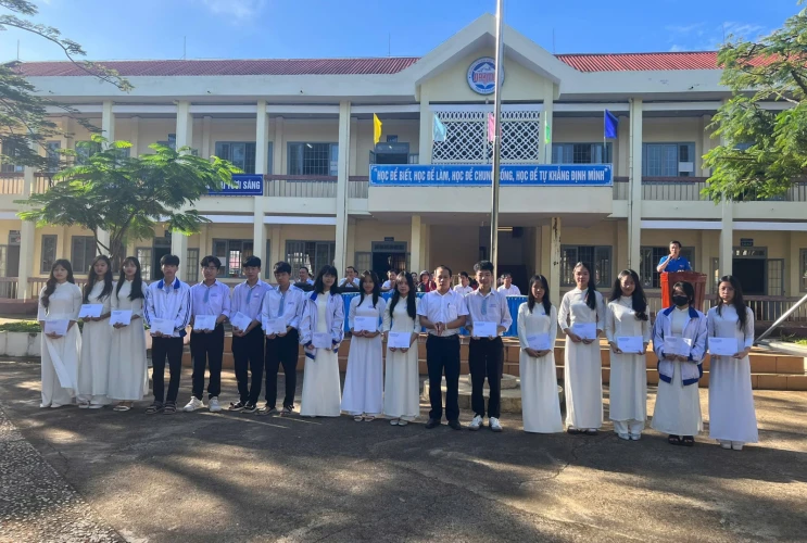 Hưởng Ứng Cuộc Thi “Trường Học Hạnh Phúc”