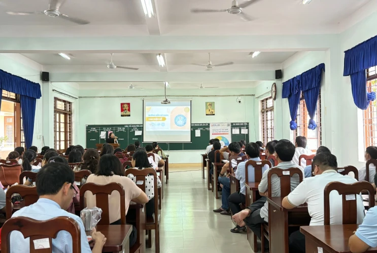 HỘI THẢO THƯ VIỆN SỐ TẠI THPT XUYÊN MỘC - TỈNH BÀ RỊA VŨNG TÀU