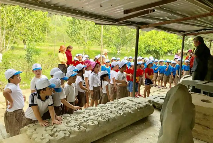 Trẻ mầm non với hoạt động trải nghiệm