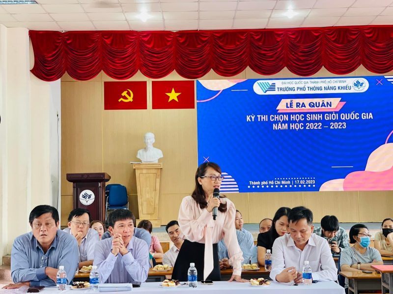 Lễ ra quân đội tuyển trường PTNK tham dự kỳ thi HSGQG