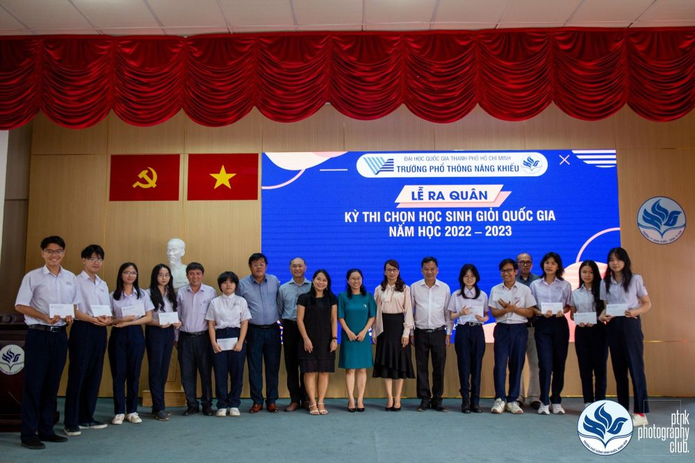 Trường Phổ thông Năng khiếu Đại học Quốc gia TP. Hồ Chí Minh
