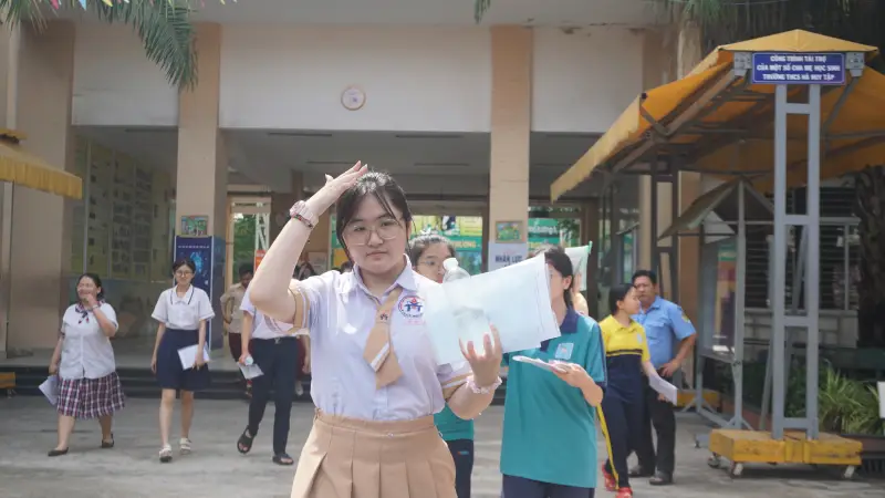 Đề Văn thi tốt nghiệp THPT 'khai tử' học vẹt, không dễ đạt điểm cao