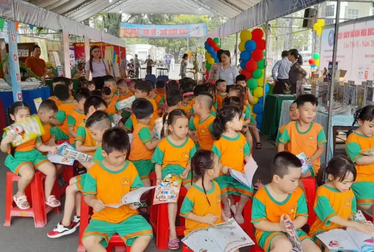 Thư viện tỉnh Đồng Nai phối hợp với trường mầm non tổ chức hoạt động ngoại khóa
