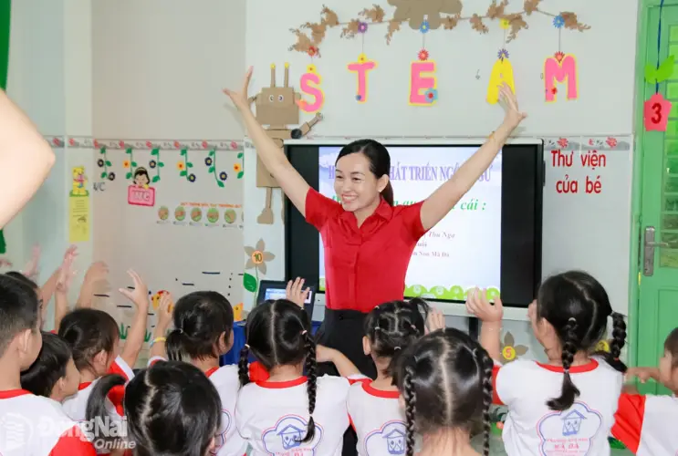 Cô giáo trẻ “gieo chữ ” ở vùng xa
