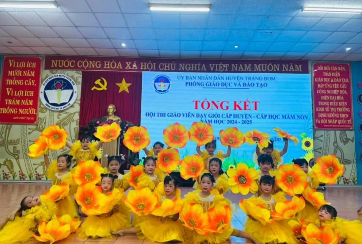 Tổng kết hội thi Giáo viên dạy giỏi huyện - Cấp học mầm non - năm học 2024-2025