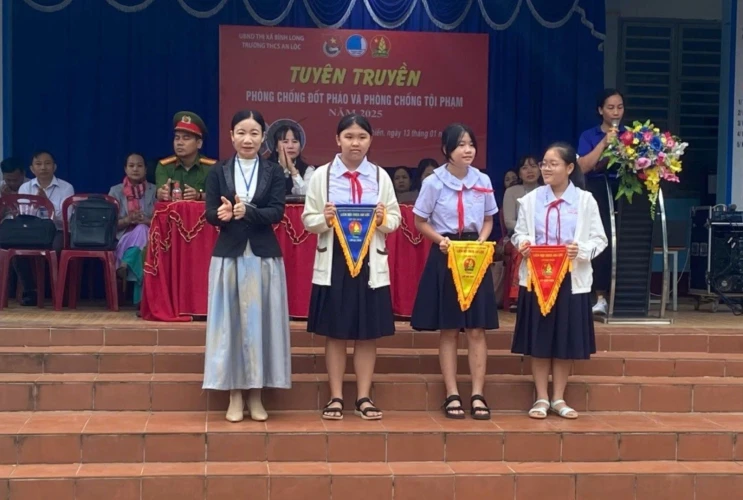 Tuyên truyền về phòng, chống pháo nổ dịp Tết nguyên đán Ất Tỵ 2025