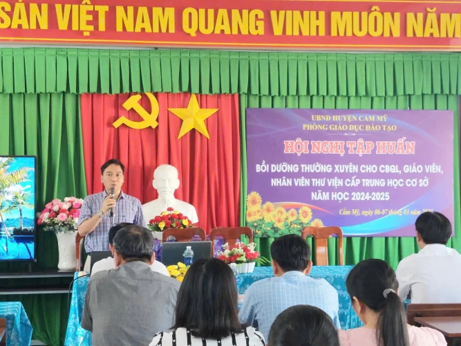 Hội nghị tập huấn bồi dưỡng thường xuyên cho CBQL, GV, Nhân viên thư viện cấp THCS năm học 2024 - 2025