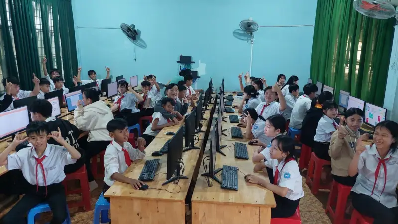 Khám Phá Tri Thức Cùng Thư Viện Số DLib K12 Tại Trường THCS Phan Bội Châu