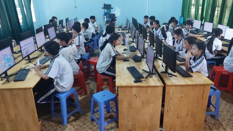 Từ Phòng Máy Đến Không Gian Tri Thức Số Của Học Sinh Lớp 6D