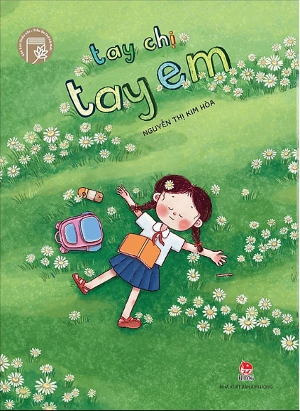 Tay chị tay em