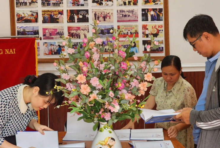 Những món quà xuân – Lan tỏa yêu thương