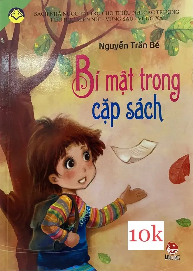 Bí mật trong cặp sách