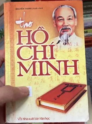 Thơ Hồ Chí Minh