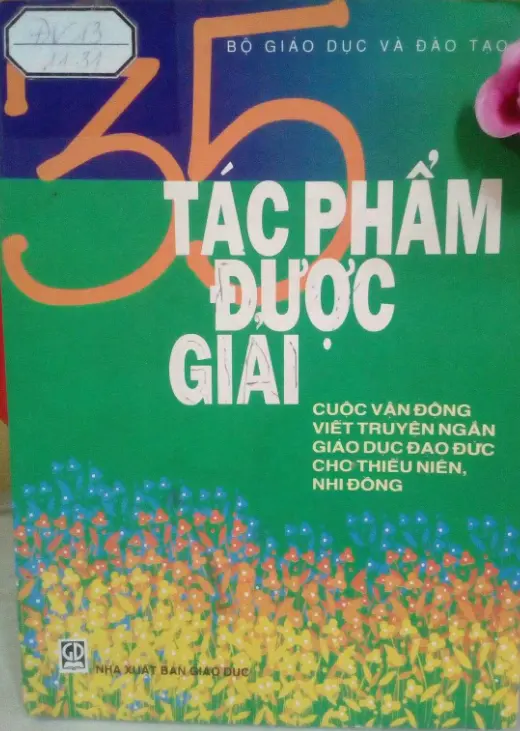 35 tác phẩm được giải