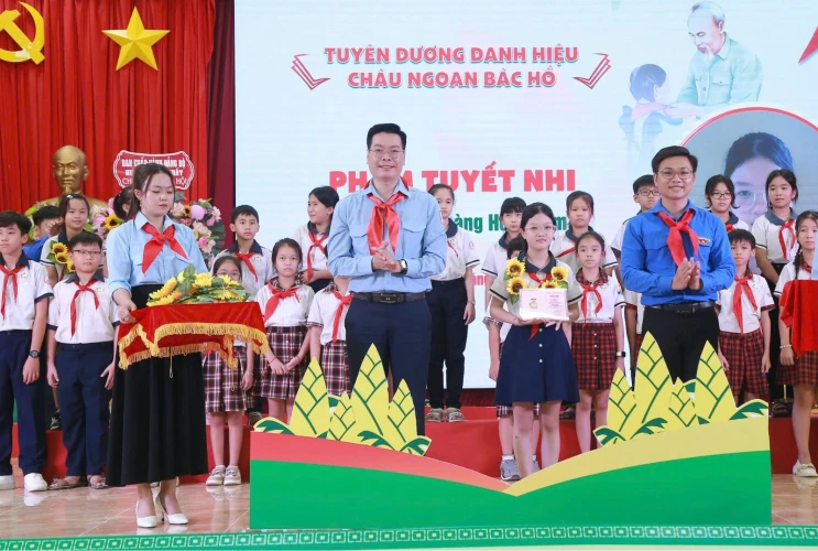 Đại hội Cháu ngoan Bác Hồ cấp huyện đầu tiên của tỉnh Đồng Nai