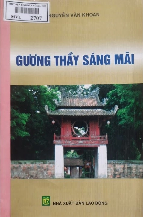 Gương thầy sáng mãi