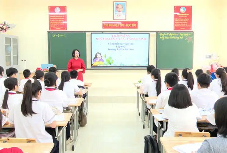 Chuyên Đề “Ứng Dụng AI Vào Giảng Dạy Ngữ Văn 8” – Dấu Ấn Đổi Mới Của THCS Bắc Sơn