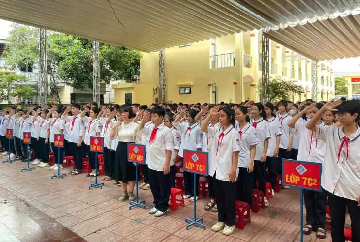 Trường THCS Bắc Sơn Tổ Chức Lễ Chào Cờ Đầu Tháng 10 Năm Học 2025 – 2026