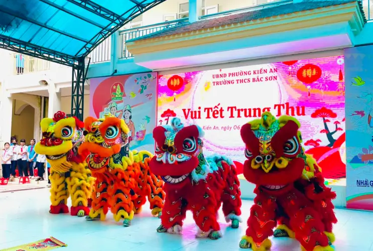 Trường THCS Bắc Sơn Rộn Ràng Đón Tết Trung Thu 2025