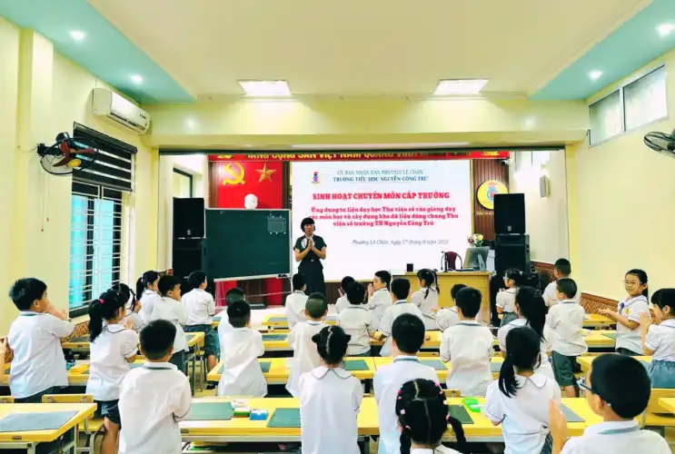 Ứng dụng Thư viện số trong giảng dạy và xây dựng kho dữ liệu dùng chung tại trường Tiểu học Nguyễn Công Trứ