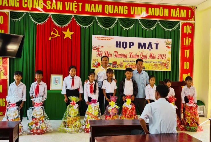 Tết 2023 yêu thương